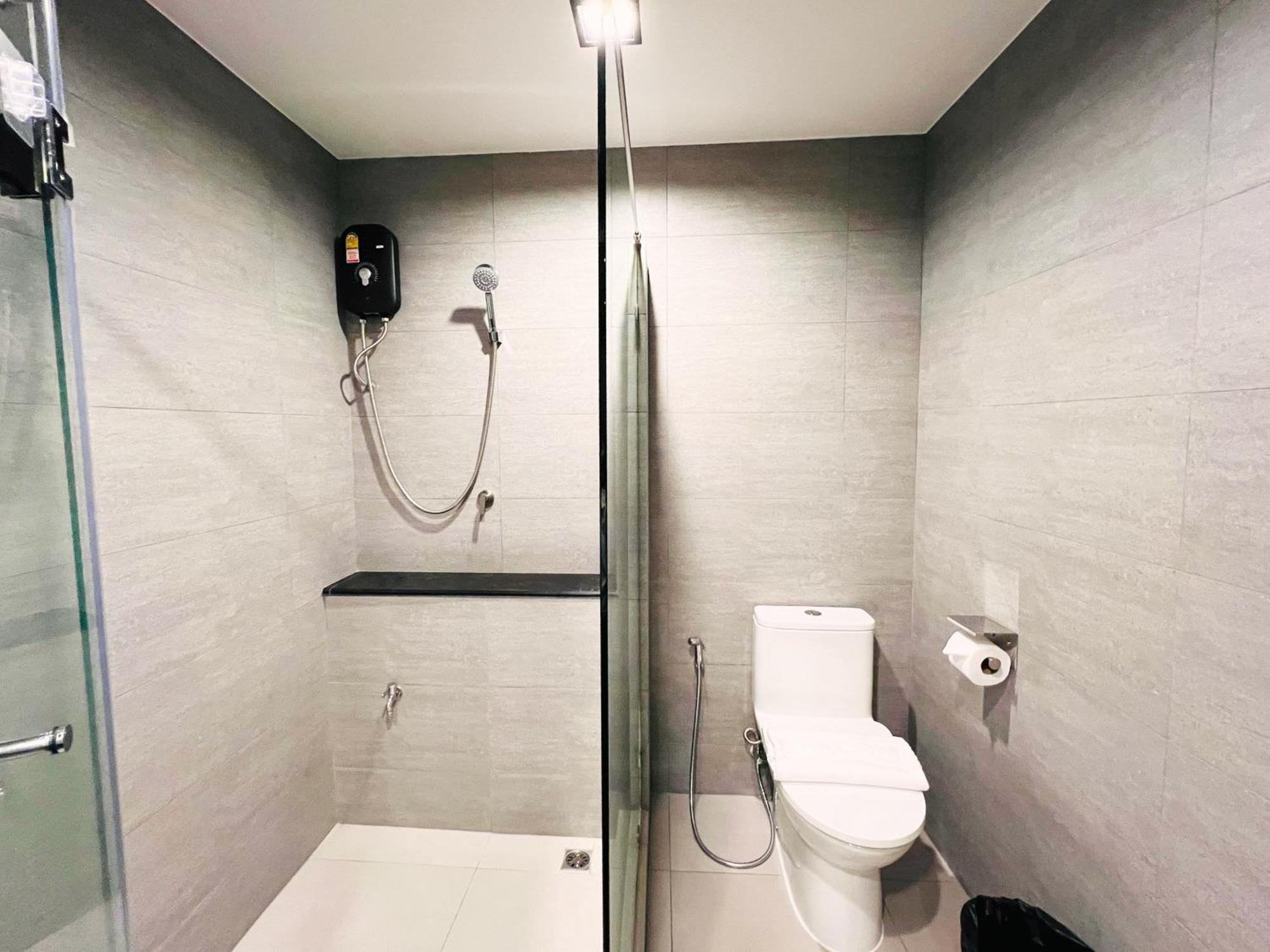 14 Place Bangkok Ngoại thất bức ảnh
