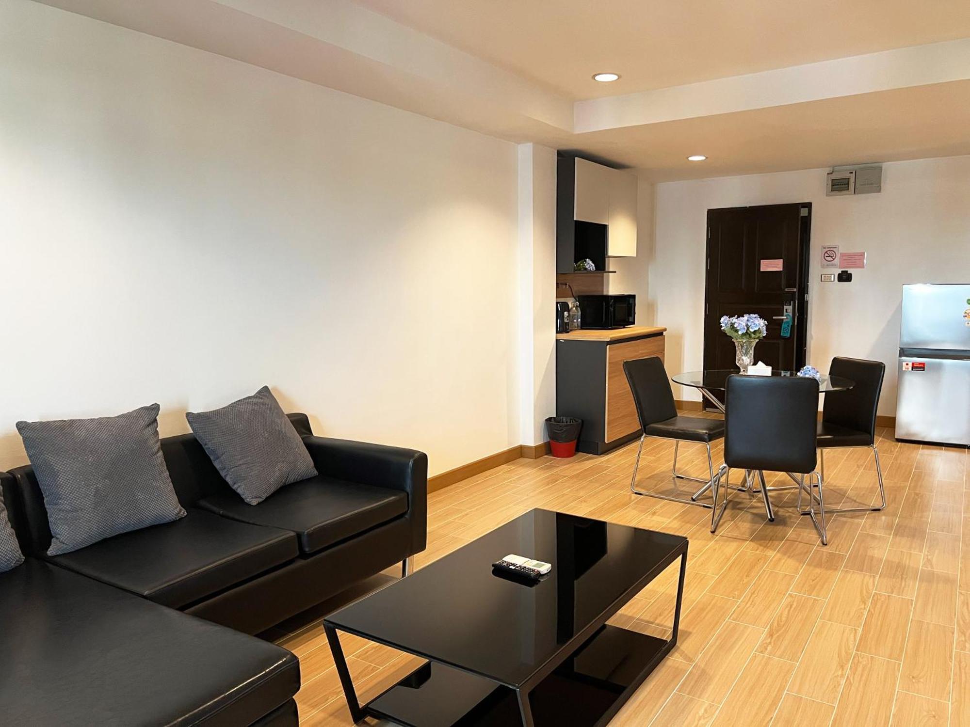 14 Place Bangkok Ngoại thất bức ảnh